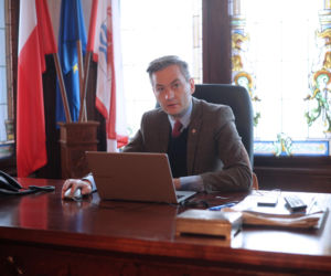 Tak zmieniał się Robert Biedroń