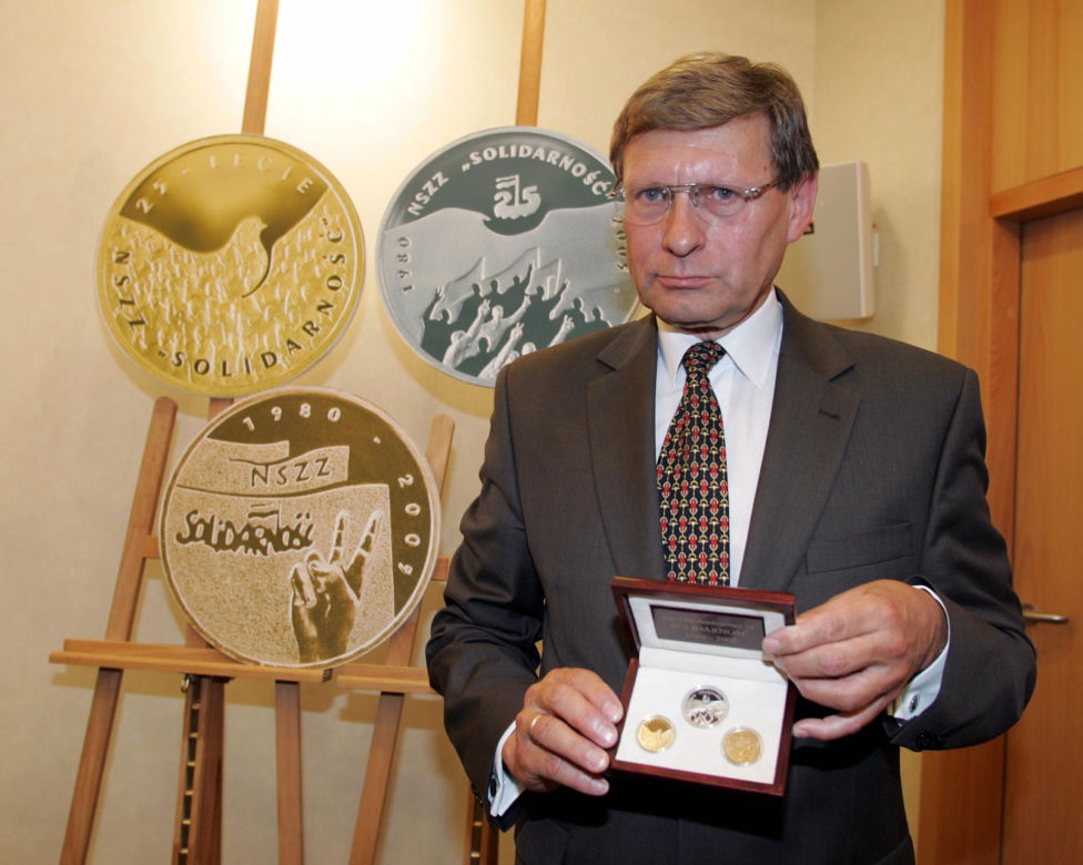 AI wybrała 5 najlepszych polityków w Polsce ostatnich 30 lat!