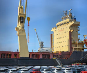 Pożar statku w Nowym Porcie w Gdańsku. Jednostka pływa pod banderą Cypru, a na jej pokładzie przebywało 25 członków załogi