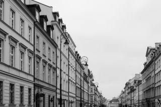 Ulica Leszno w Warszawie. Jej prawdziwe oblicze zaskakuje wielu
