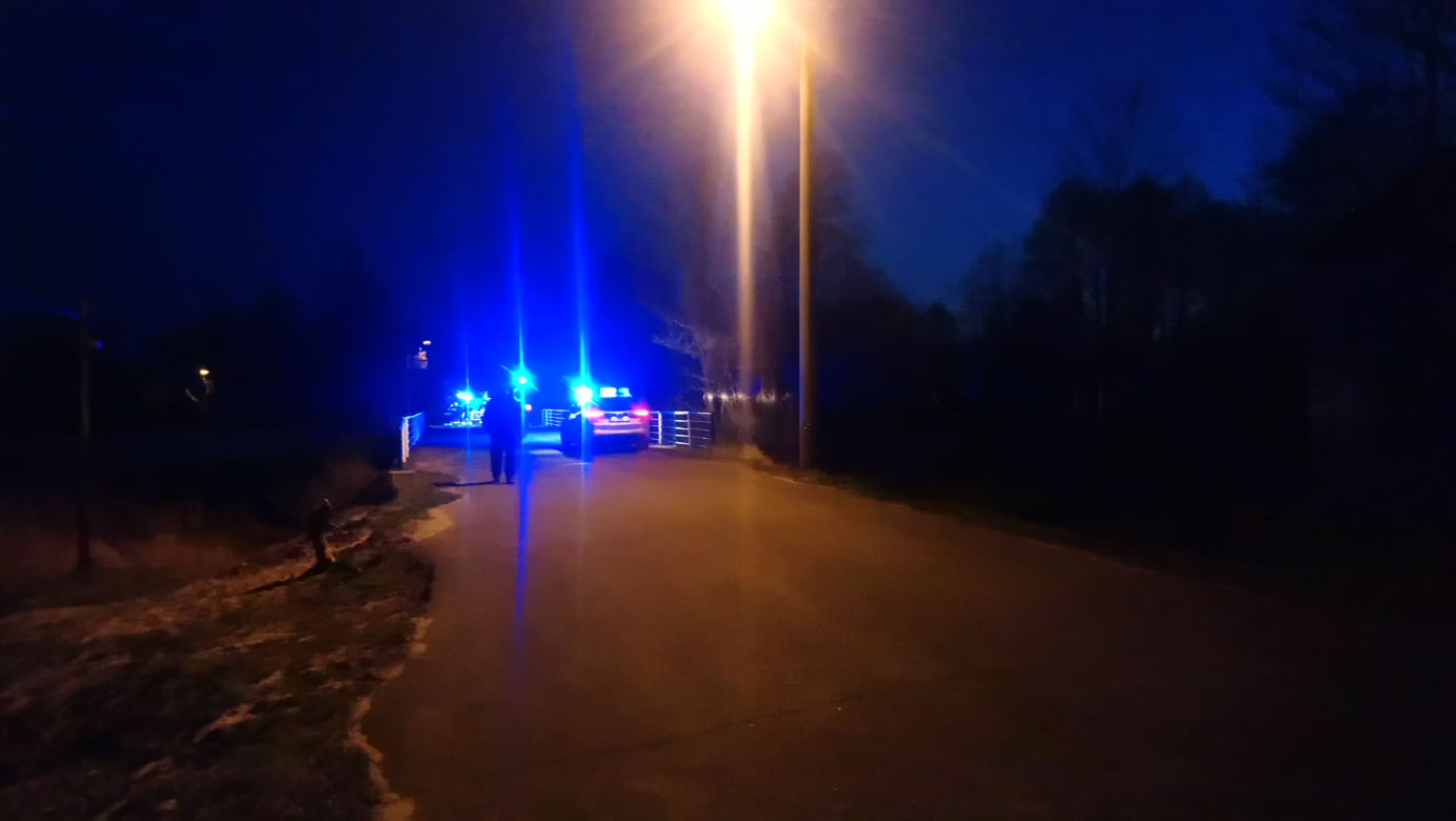 Dramatyczna akcja na moście! Zadzownił, że ma koronowirusa... 