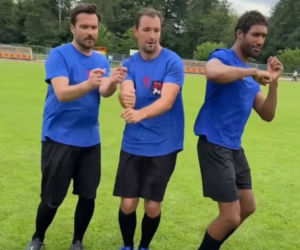 Barwy szczęścia nowy sezon na planie. Michał (Gamou Fall), Marcin Kodur (Oskar Stoczyński), Damian (Michał Lesień-Głowacki)