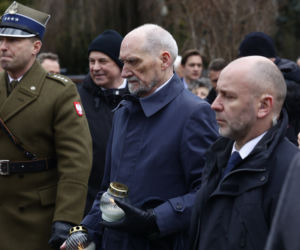 12. rocznica katastrofy smoleńskiej. Uroczystości na Powązkach Wojskowych