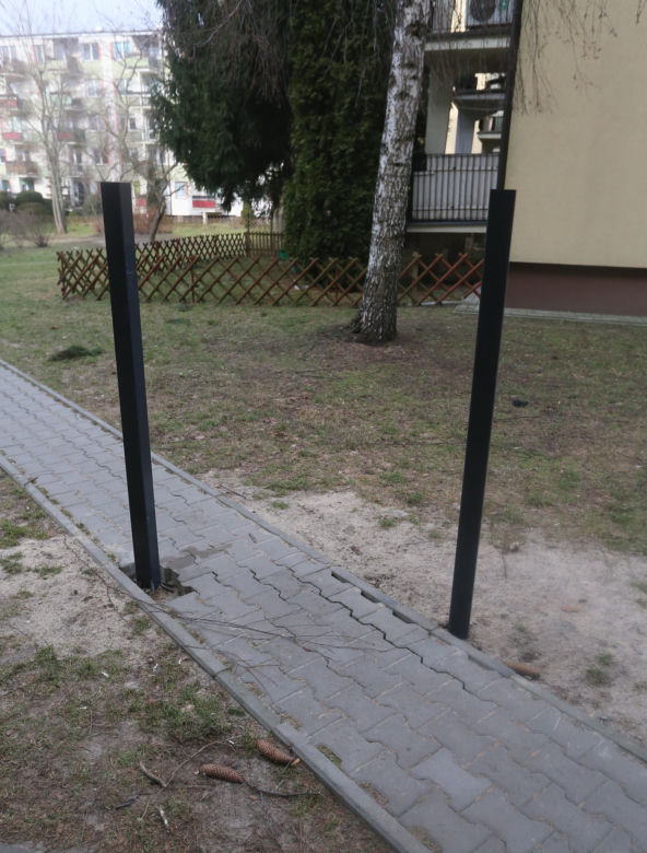 Wojna o płot i śmietnik. Konflikt mieszkańców na osiedlu w Pruszkowie