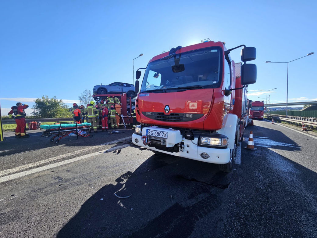 Wypadek dwóch ciężarówek na A4. Jedna osoba ranna, ogromne utrudnienia w kierunku Wrocławia