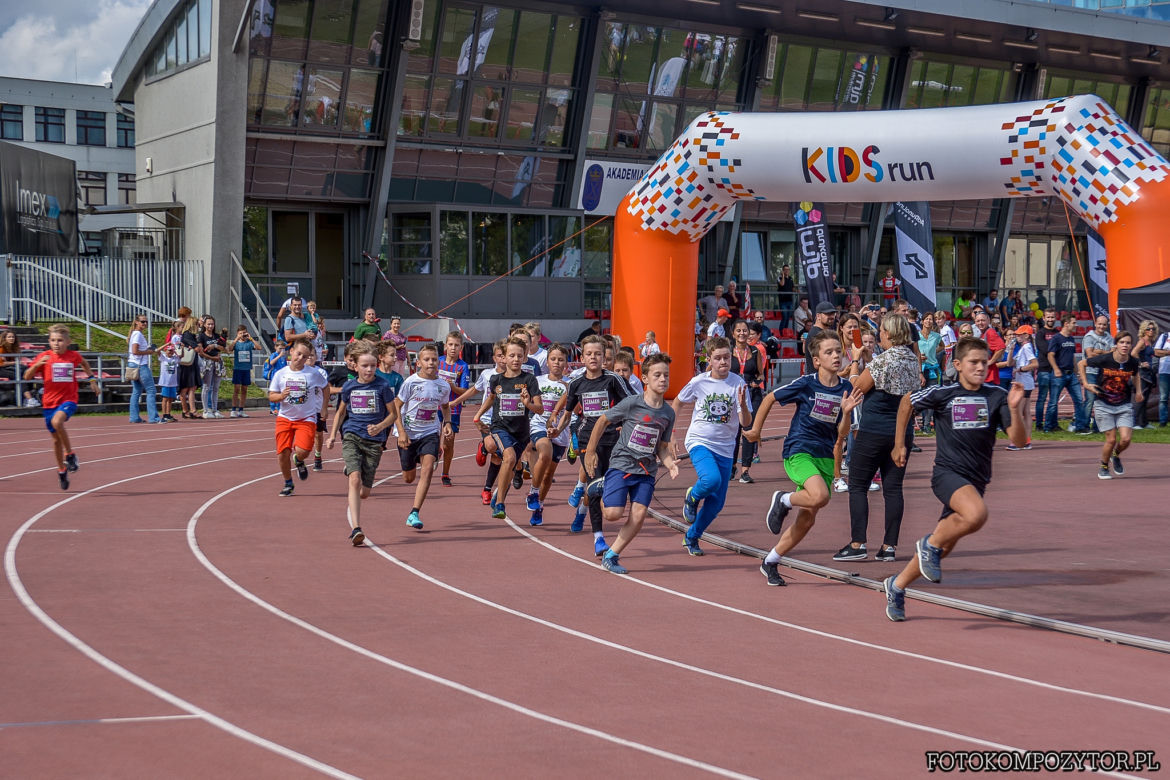 Dzieci z 9 polskich miast pobiegną w Kids Run 2021! Ruszyła kolejna edycja