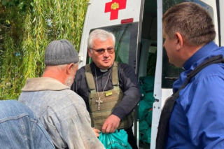 Prezydent Ukrainy przyznał państwowe odznaczenie kard. Krajewskiemu
