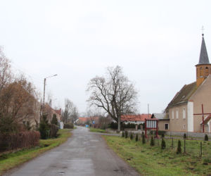 Ujów
