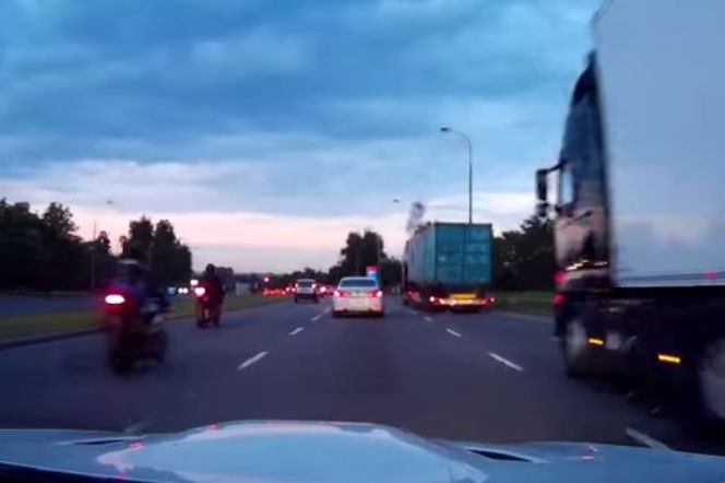 Szaleńcza jazda bmw w Warszawie