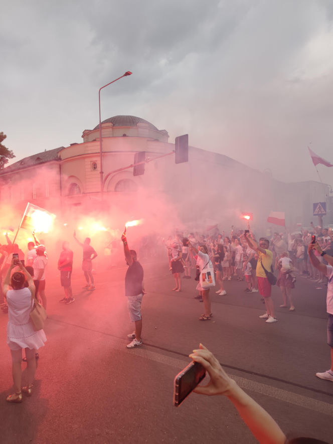 „Cześć i chwała bohaterom!”. Siedlczanie spotkali się w centrum miasta, by uczcić 82. rocznicę wybuchu Powstania Warszawskiego