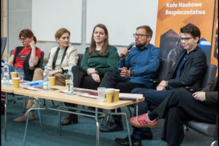 Czy granice uzależnień się zacierają? – debata młodzieży na UwS