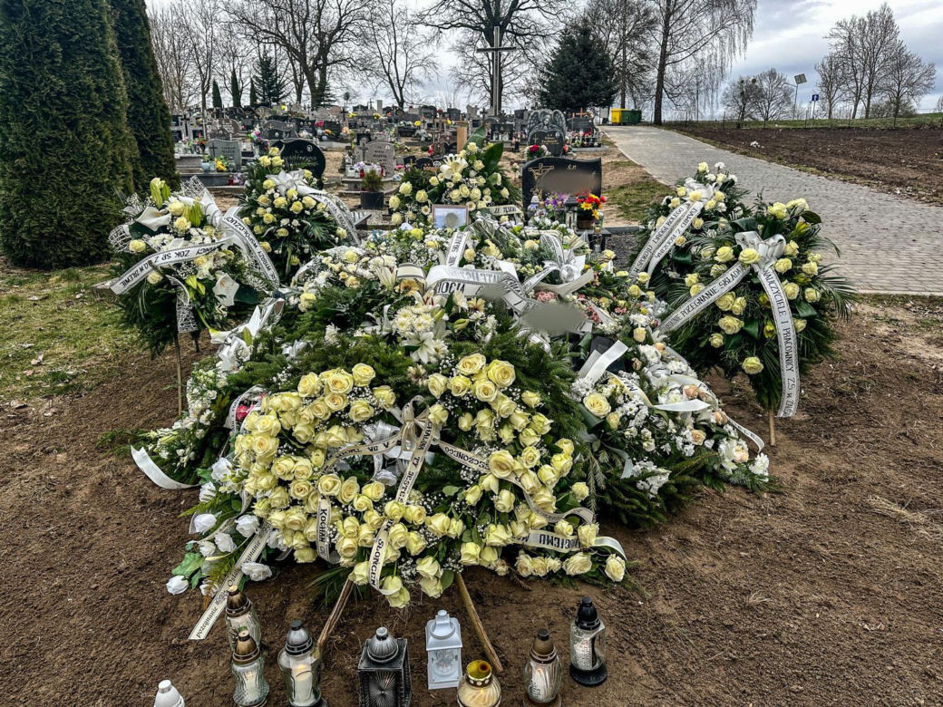 Tragiczny wypadek pod Dobrzykami. Mateusz zginął 400 metrów od domu