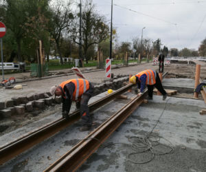 Trwają prace na Wałach gen. Sikorskiego i Chopina w Toruniu. Sprawdzamy co dzieje się na placu budowy