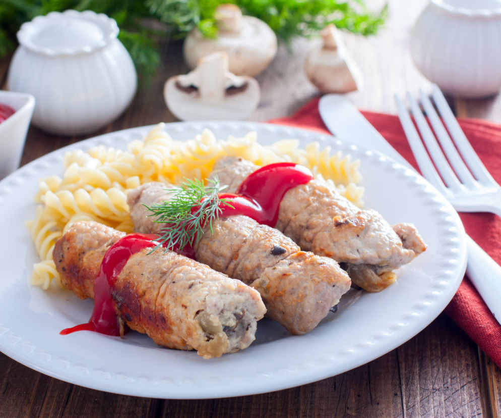 Wieprzowe roladki nadziewane pieczarkami