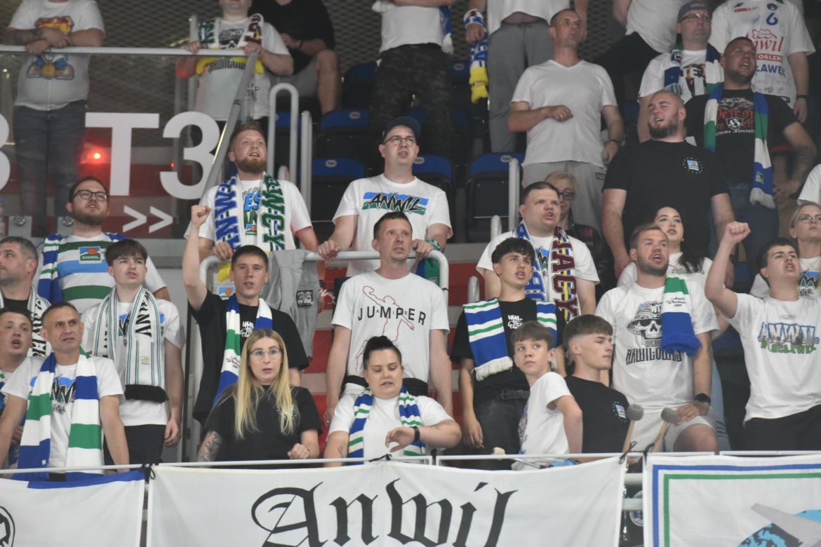 Arriva Polski Cukier Toruń - Anwil Włocławek, zdjęcia kibiców i zawodników z 4. meczu fazy play-off Orlen Basket Ligi