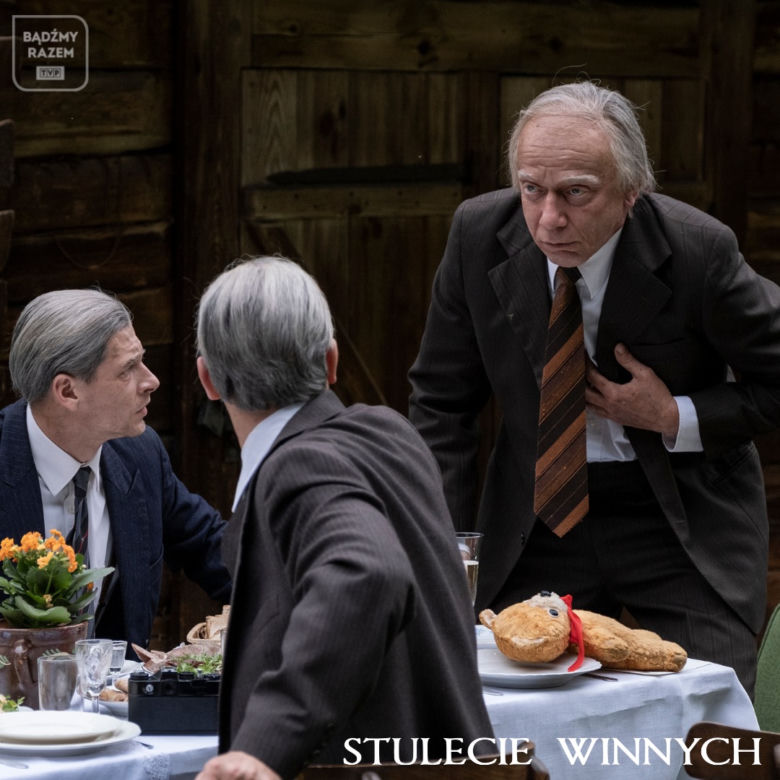 Stulecie Winnych 4 odc. 49. Władek (Arkadiusz Janiczek), Jasiek (Patryk Szwichtenberg)