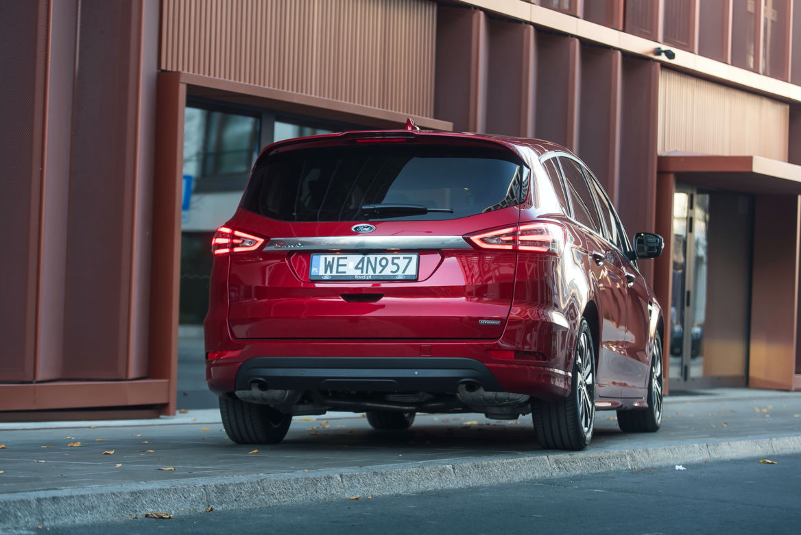 Ford S-MAX Hybrid ST-Line