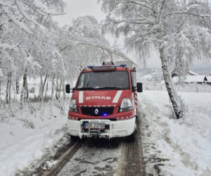 Podkarpacie pod śniegiem. Tysiące domów bez prądu, drogi sparaliżowane. Sprawdź, co dzieje się w regionie!