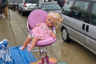 Lubelska Giełda Staroci wróciła po przerwie. Deszcz odstraszył tłumy, ale okazji nie brakowało