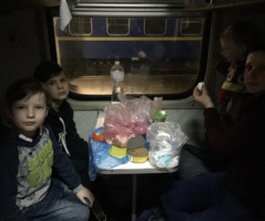 Do Polski dotarli również brat Kseni z dziećmi i jej mama