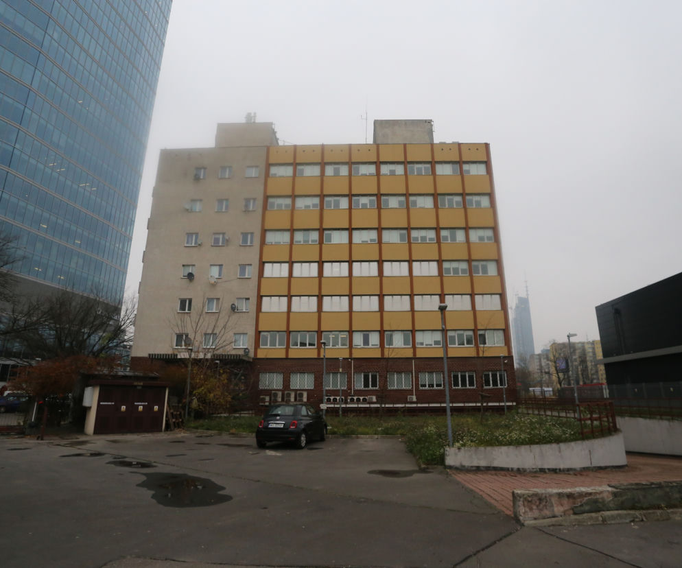 Wyburzą blok w środku Warszawy i postawią wieżowiec