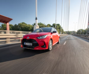 2020 Toyota Yaris 1.5 HYBRID Premiere Edition (Tokyo Fusion)