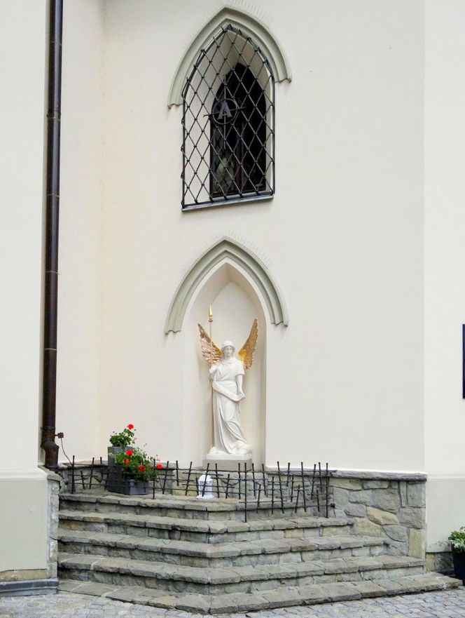 To miasto w Małopolsce zachwyca jednym z najpiękniejszych rynków. Dopiero w PRL-u odzyskało swoje prawa