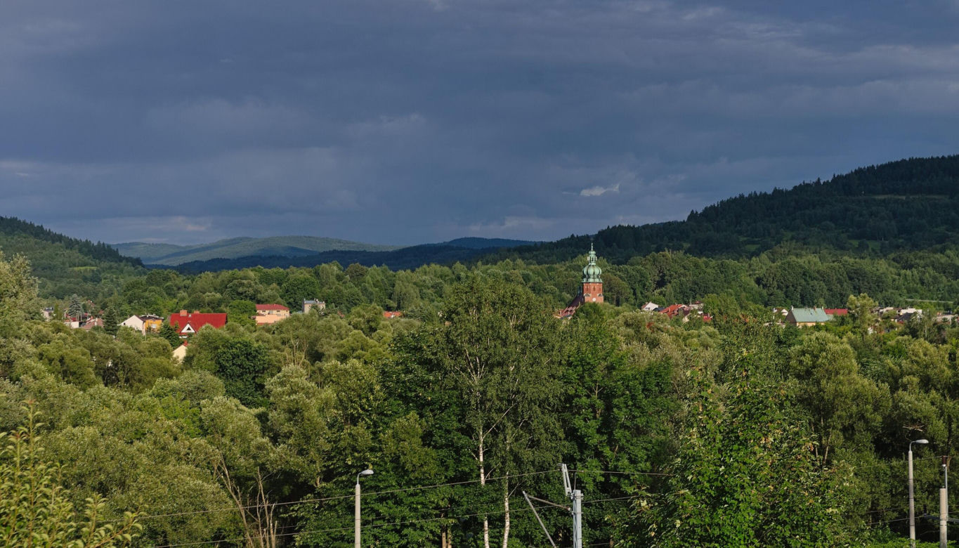 9. Powiat suski
