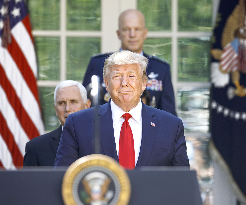 Asystentka zdradziła Trumpa