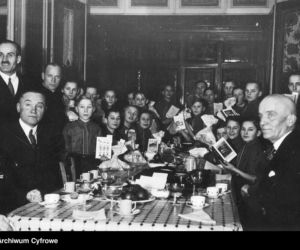 Wigilia w polskiej bursie w Lille (1934)