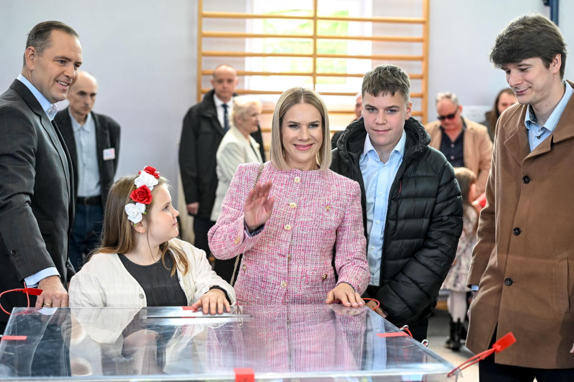 Małgorzata Trzaskowska vs Marta Nawrocka