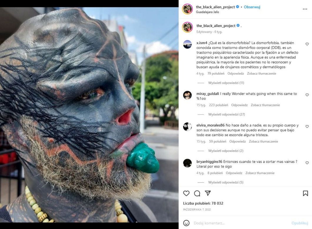 Facet przerobił się na kosmitę
