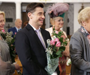 M jak miłość, odcinek 1401, Marek (Kacper Kuszewski), Marta (Dominika Ostałowska), Kisielowa (Małgorzata Różniatowska), Barbara (Teresa Lipowska)
