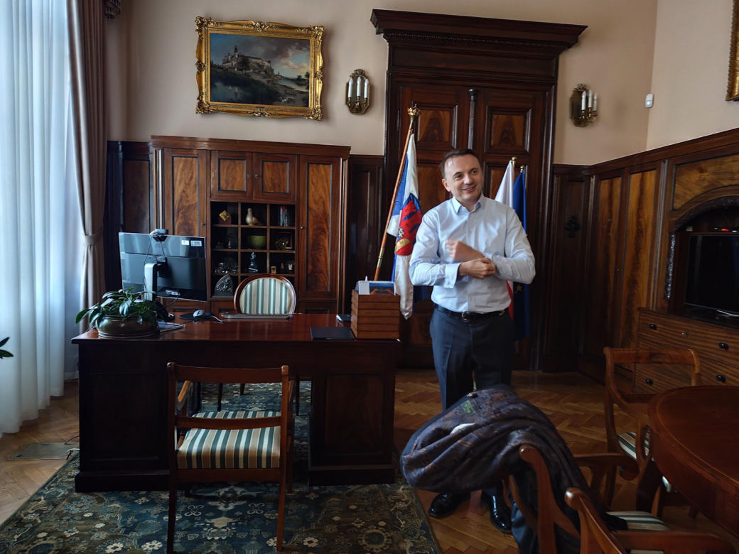 Pierwszy dzień w pracy nowego prezydenta Krakowa Łukasza Gibały