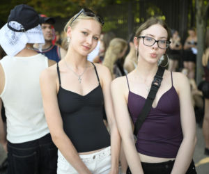 Drugi koncert The Weeknd w Warszawie. Najwierniejsi fani nie przestraszyli się morderczego upału. Znajdź się na zdjęciach