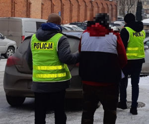 Ukradł pracodawcy ponad pół miliona złotych i zniknął