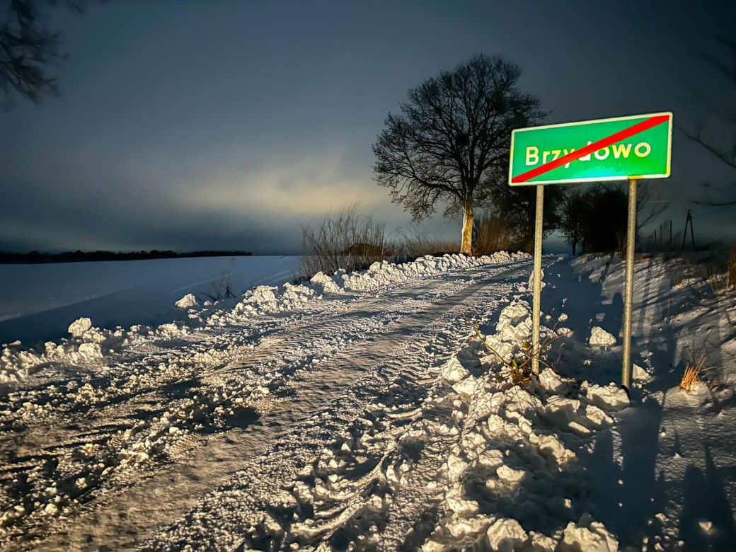Wyciągnęli 63-letnią maszynę do odśnieżania