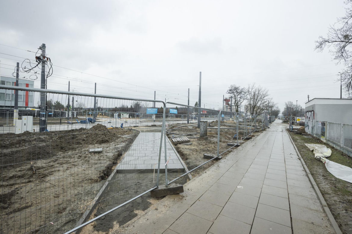 Budowa zajezdni na Annopolu opóźniona. Tramwajarze nie mogą się przeprowadzić