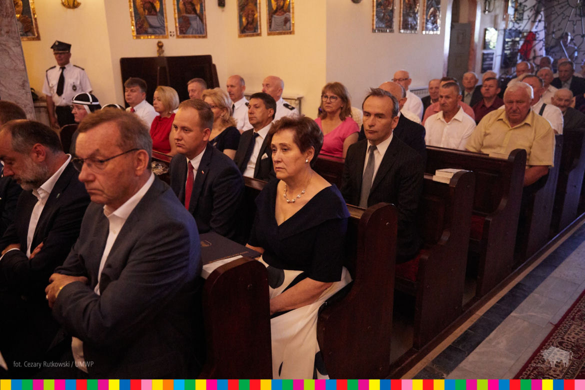 Bobrówka. Abp. Sławoj Leszek Głódź przyjechał w rodzinne strony. Obchodził ważną uroczystość [ZDJĘCIA]