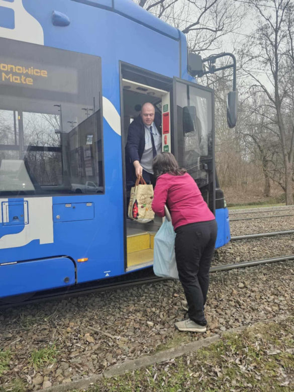 Świnki morskie porzucone w tramwaju. "Ludzie nie przestają nas zadziwiać"