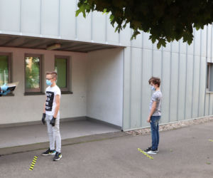 Koniec roku szkolnego! Jak wyglądało rozdawanie świadectw w Kaliszu? [ZDJĘCIA] 