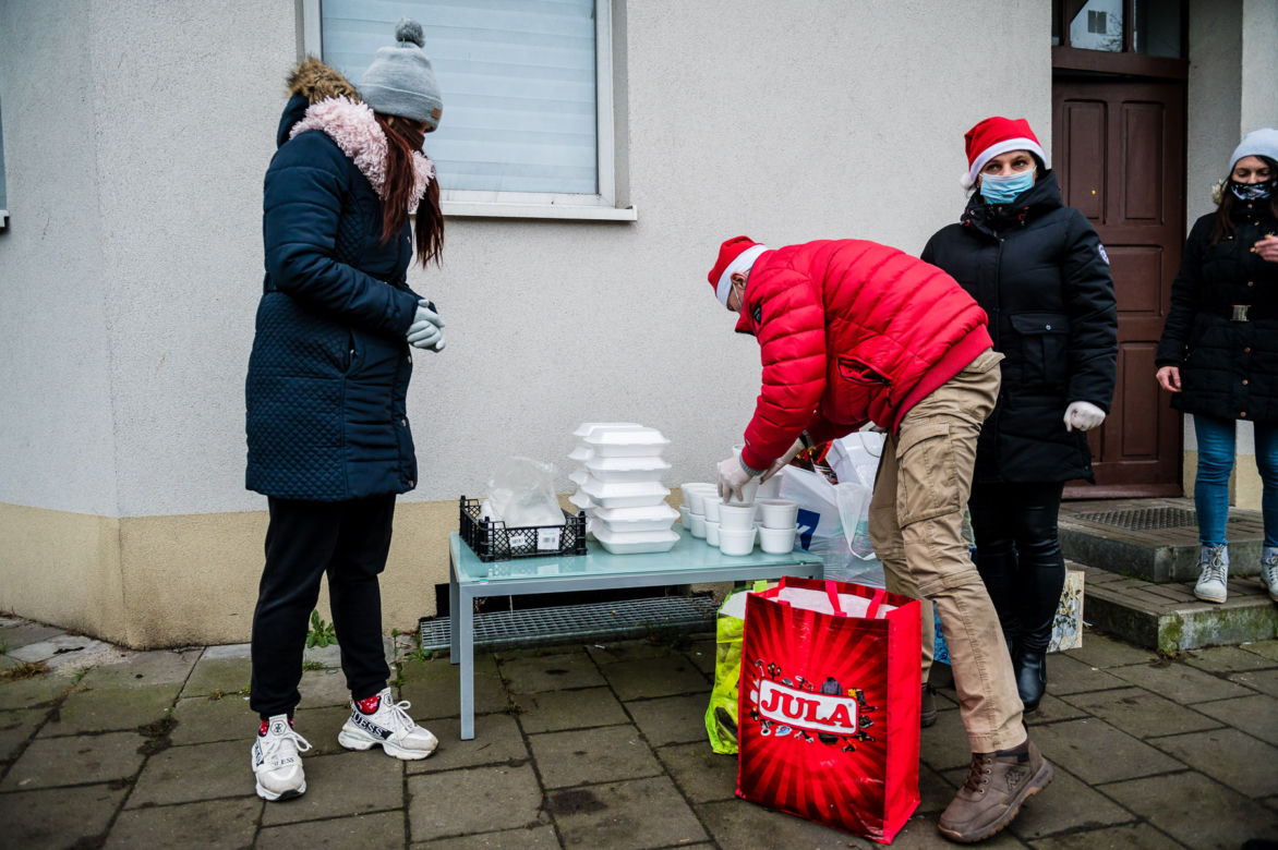 Gdańsk. Przeszła cztery operacje, ale żadna jej nie złamała. Razem z przyjaciółmi nakarmiła 500 osób