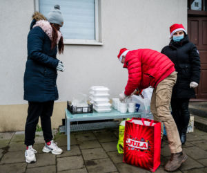 Gdańsk. Przeszła cztery operacje, ale żadna jej nie złamała. Razem z przyjaciółmi nakarmiła 500 osób