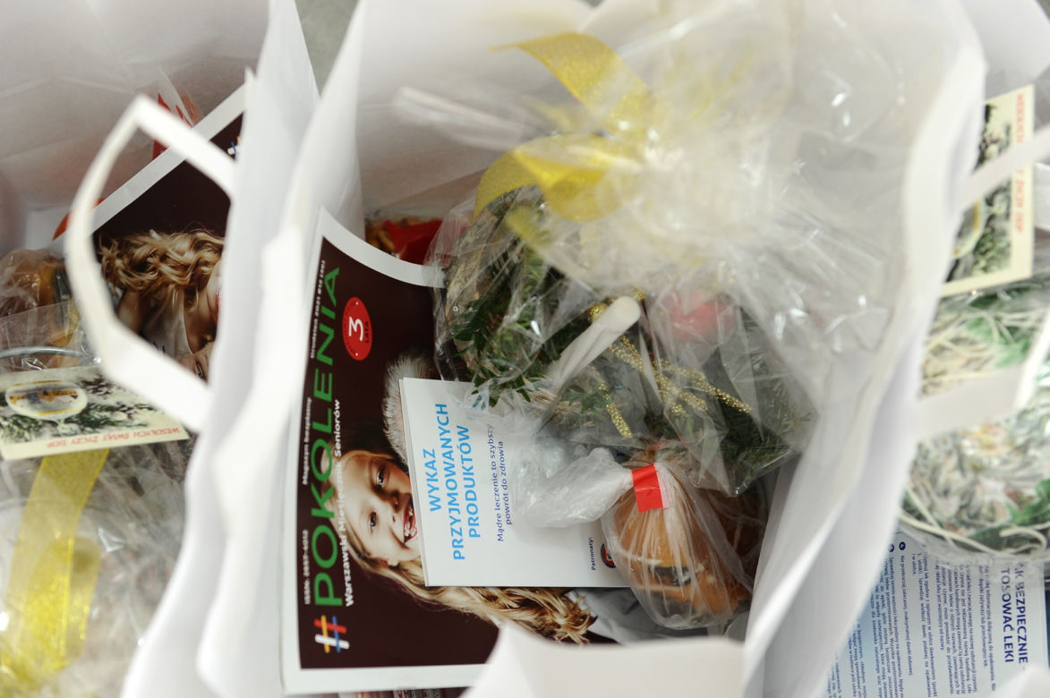 Rozdaliśmy świąteczne paczki potrzebującym. Nie brakowało wzruszeń