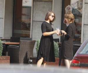 Kamila Łapicka uciekła ze stypy na kawę z koleżanką