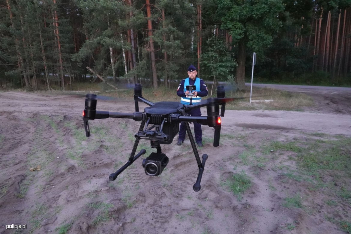 Policjanci z Rzeszowa jak z filmu Patryka Vegi. Zobaczcie zdjęcia z poligonu 