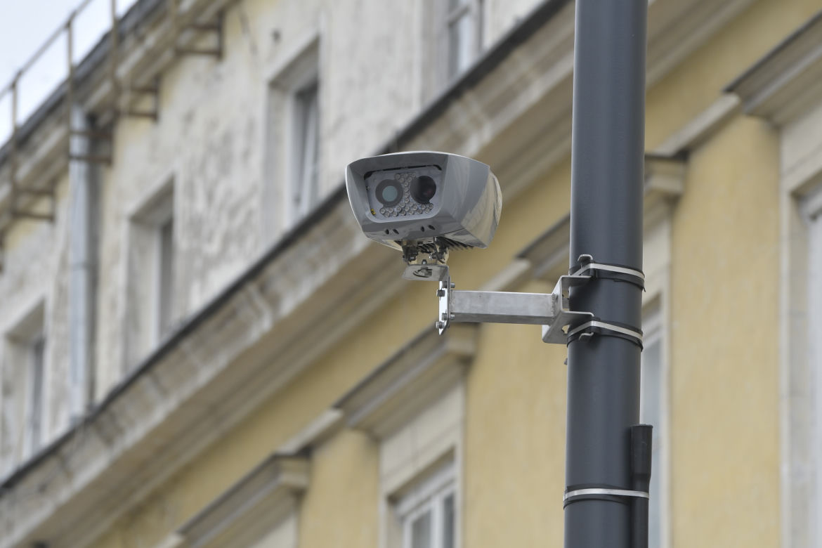 Kamery będą strzegły zakazu wjazdu na nowy Plac Pięciu Rogów. Rewolucja drogowców