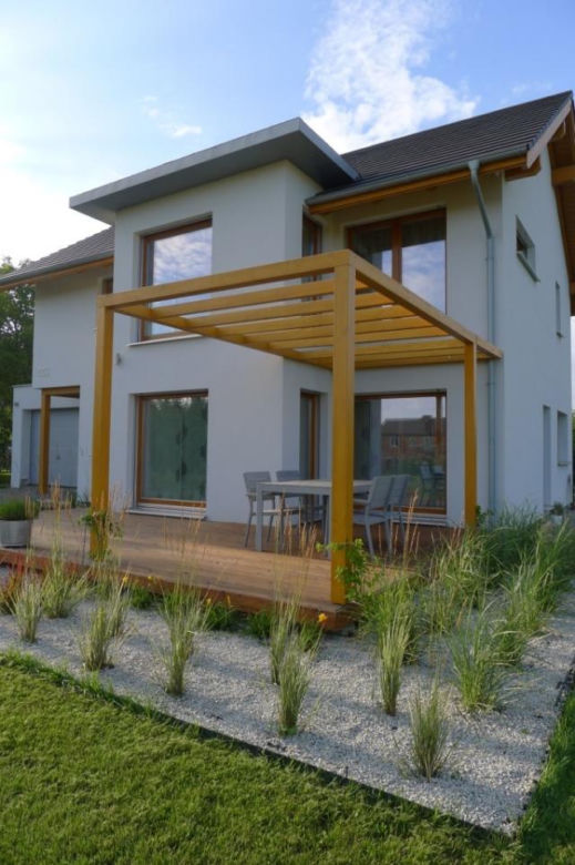dom z prefabrykatów drewnianych