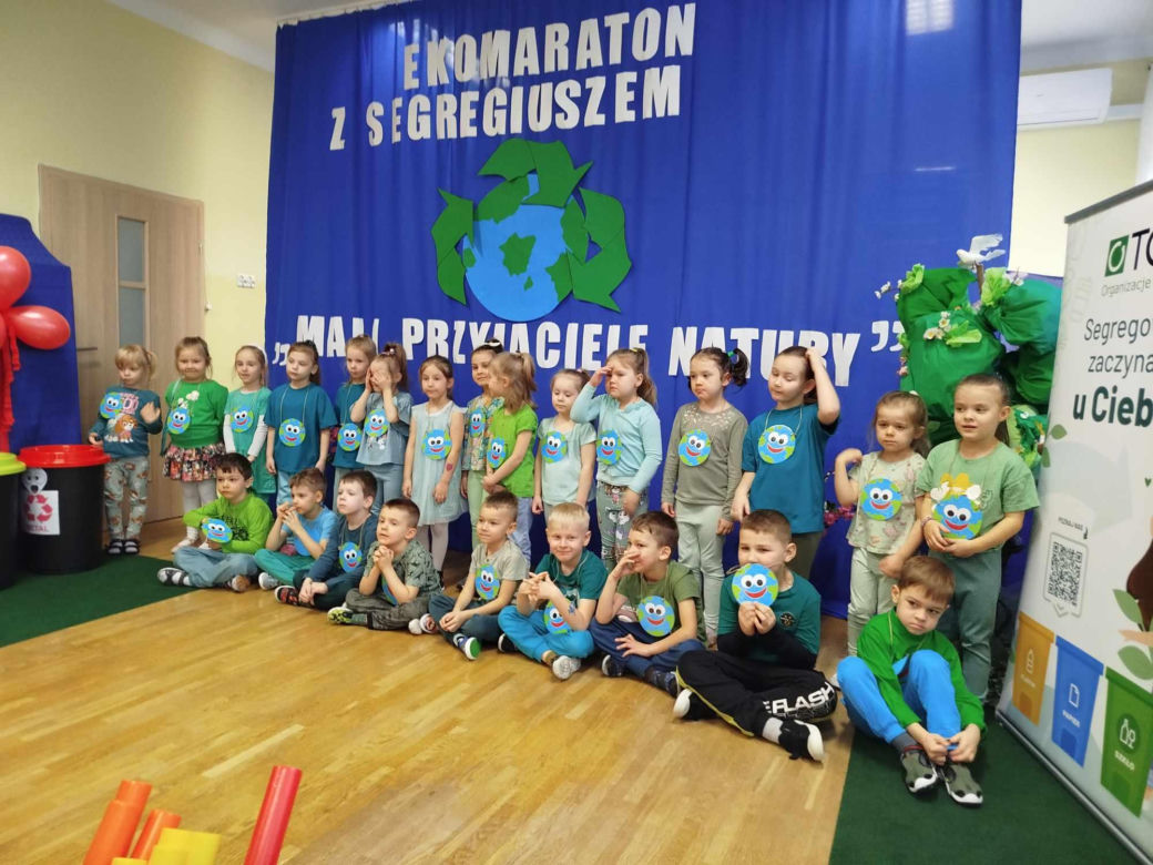 Program jest częścią projektu „EKOmaraton Siedlce z Segregiuszem” promującego edukację ekologiczną wśród najmłodszych poprzez zabawę
