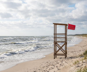 Sinice Darłowo. Czy w Darłowie można się kąpać 31.07? Flaga, warunki pogodowe
